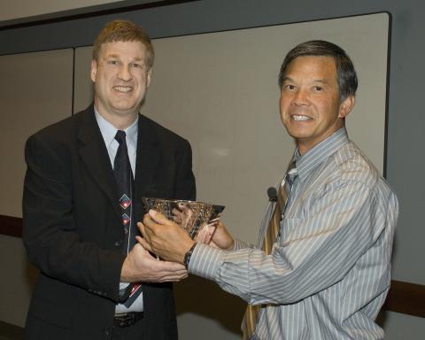 irvin chen 2009  center for retrovirus research distinguished research career award winner