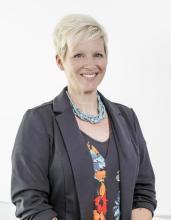 portrait of Joni Sivey