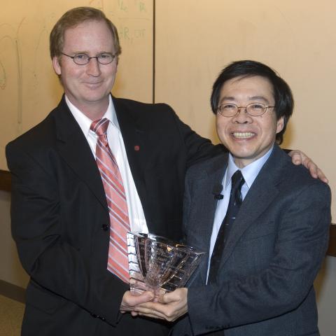 Kuan Ten Jeang 2007  center for retrovirus research distinguished research career award winner